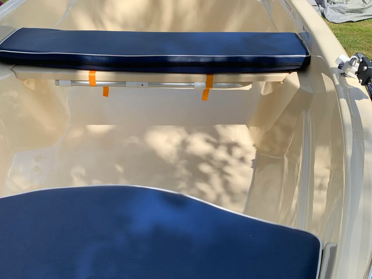 Billede 6 - Jolle med motor og trailer. - næsten ikke brugt. 
