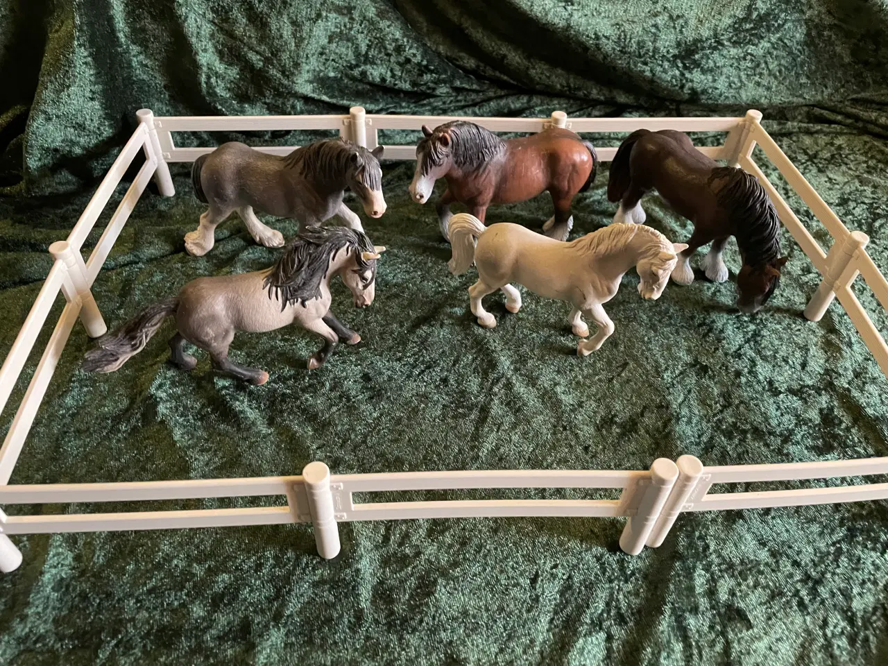 Billede 2 - Schleich heste m. fold