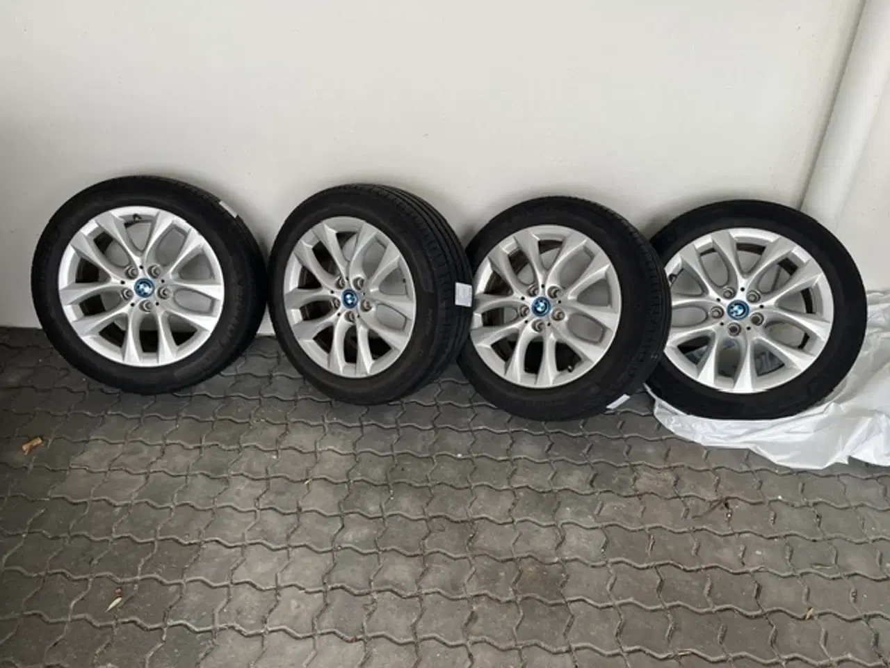 Billede 2 - Orginale BMW alufælge med sommerdæk