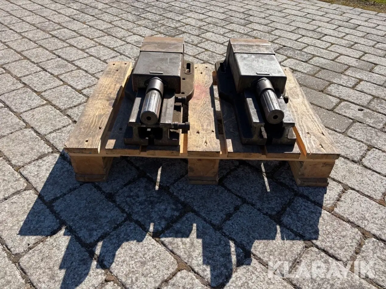 Billede 7 - Maskineskruestikke uden Palle 2 styk.