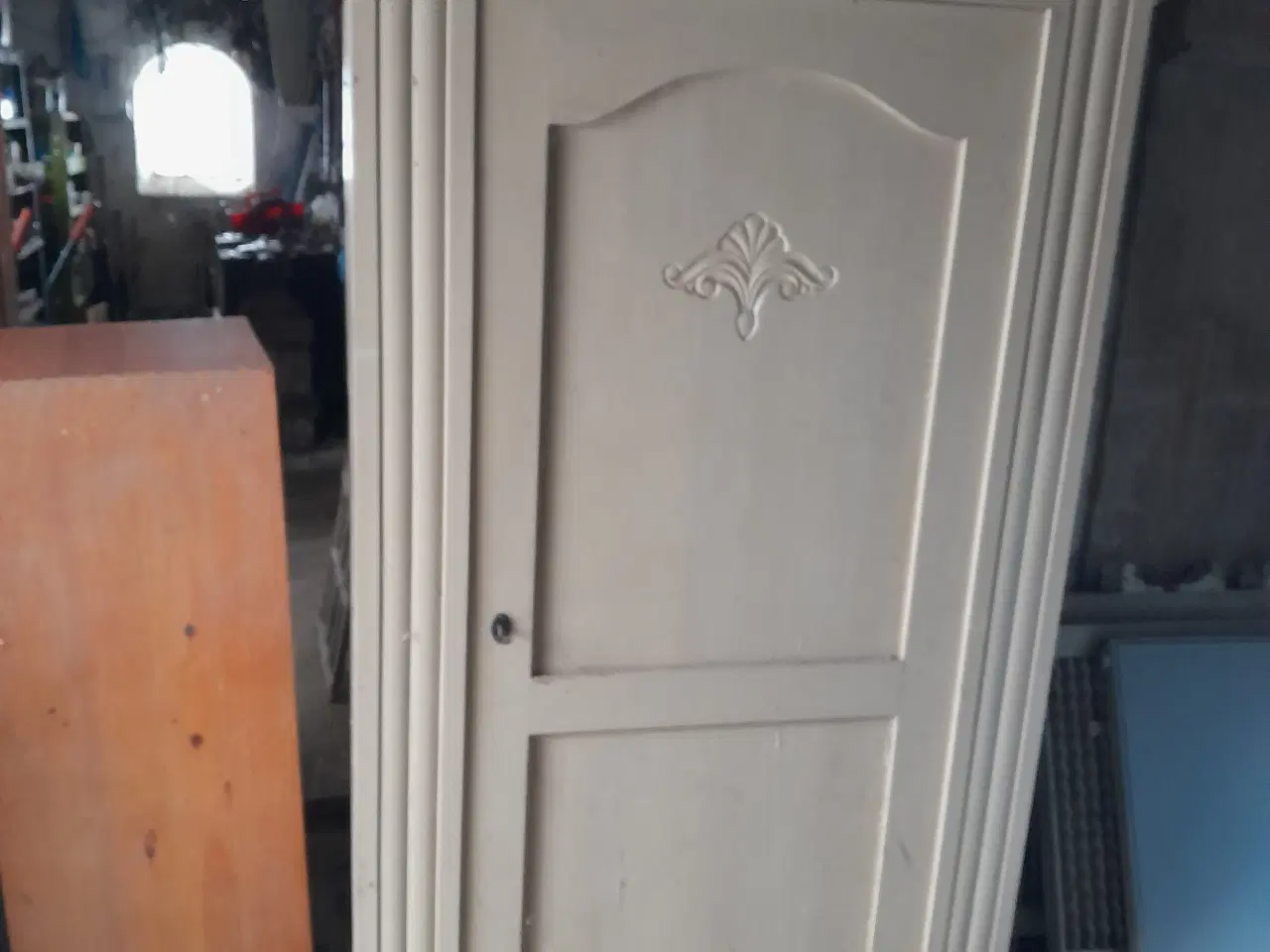 Billede 1 - Karlekammerskab.