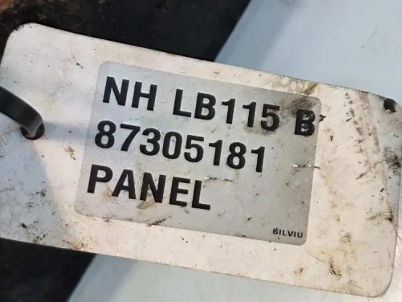 Billede 6 - New Holland LB115B Forbidelsesstang 87305181