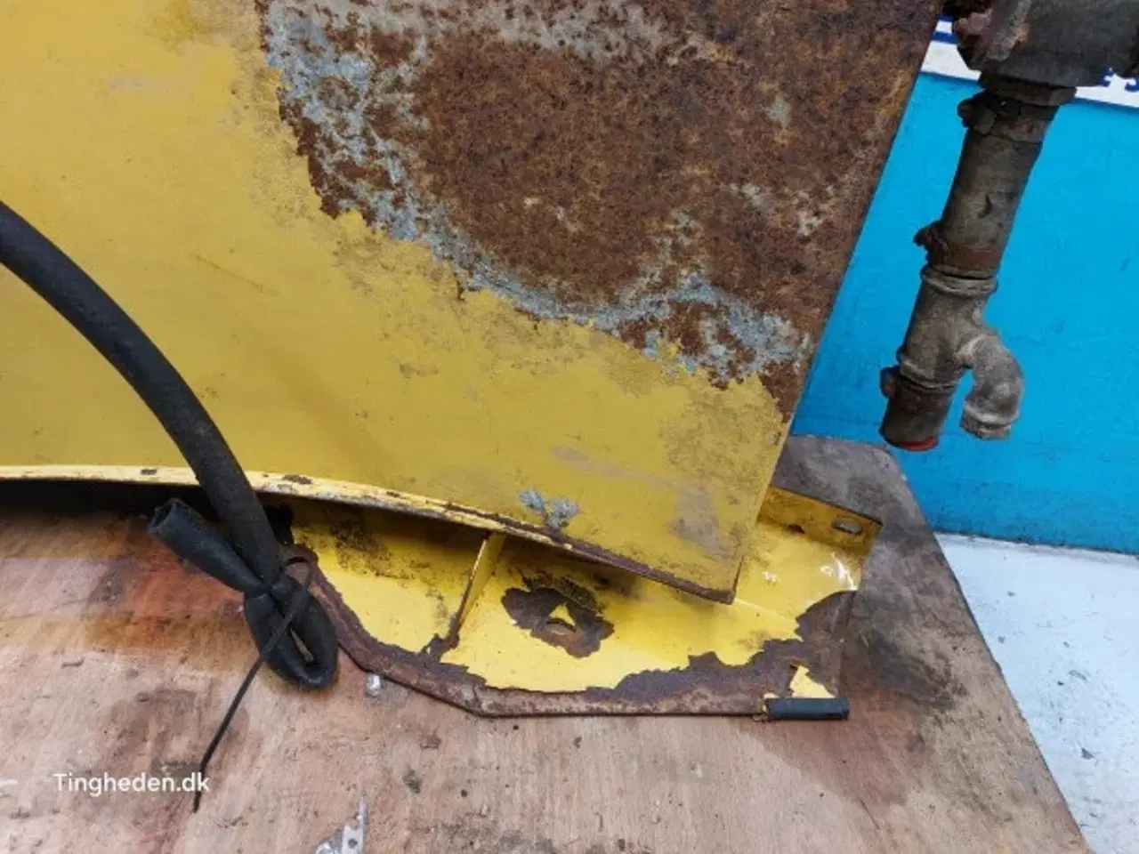 Billede 2 - New Holland FX38 Hydrauliktank 84032492