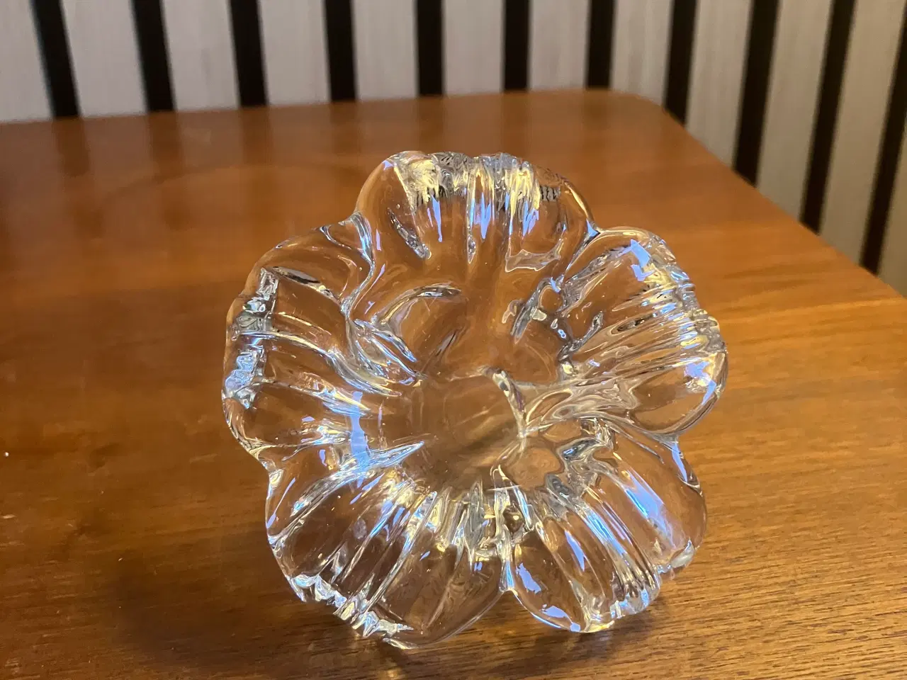 Billede 2 - Gamle  liggende liljevaser i klart glas