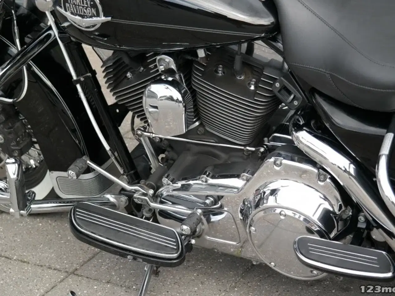 Billede 24 - Harley-Davidson FLHRC Road King Classic MC-SYD       BYTTER GERNE