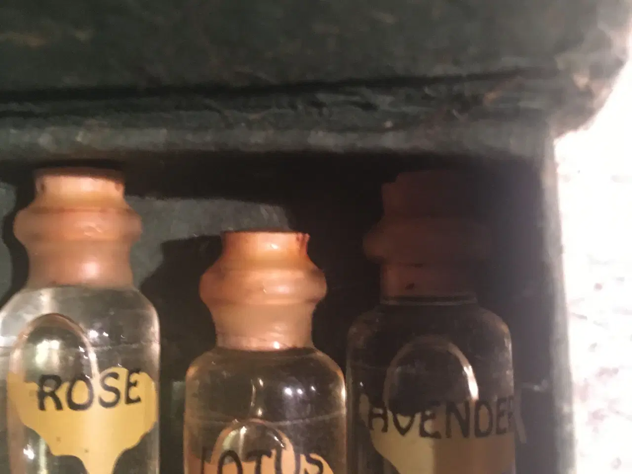 Billede 2 - 3 skønne massage olier fra Bali i gaveæske