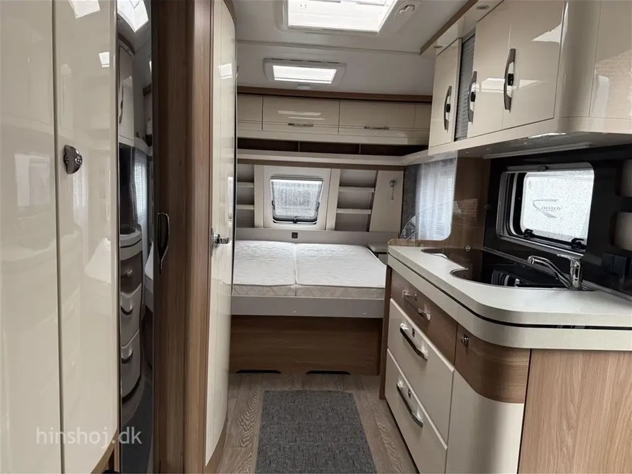 Billede 8 - 2022 - Hobby Excellent 540 UFF   Dejlig vogn med rundsidegruppe og fritstående dobbeltseng fra Hinshøj Caravan