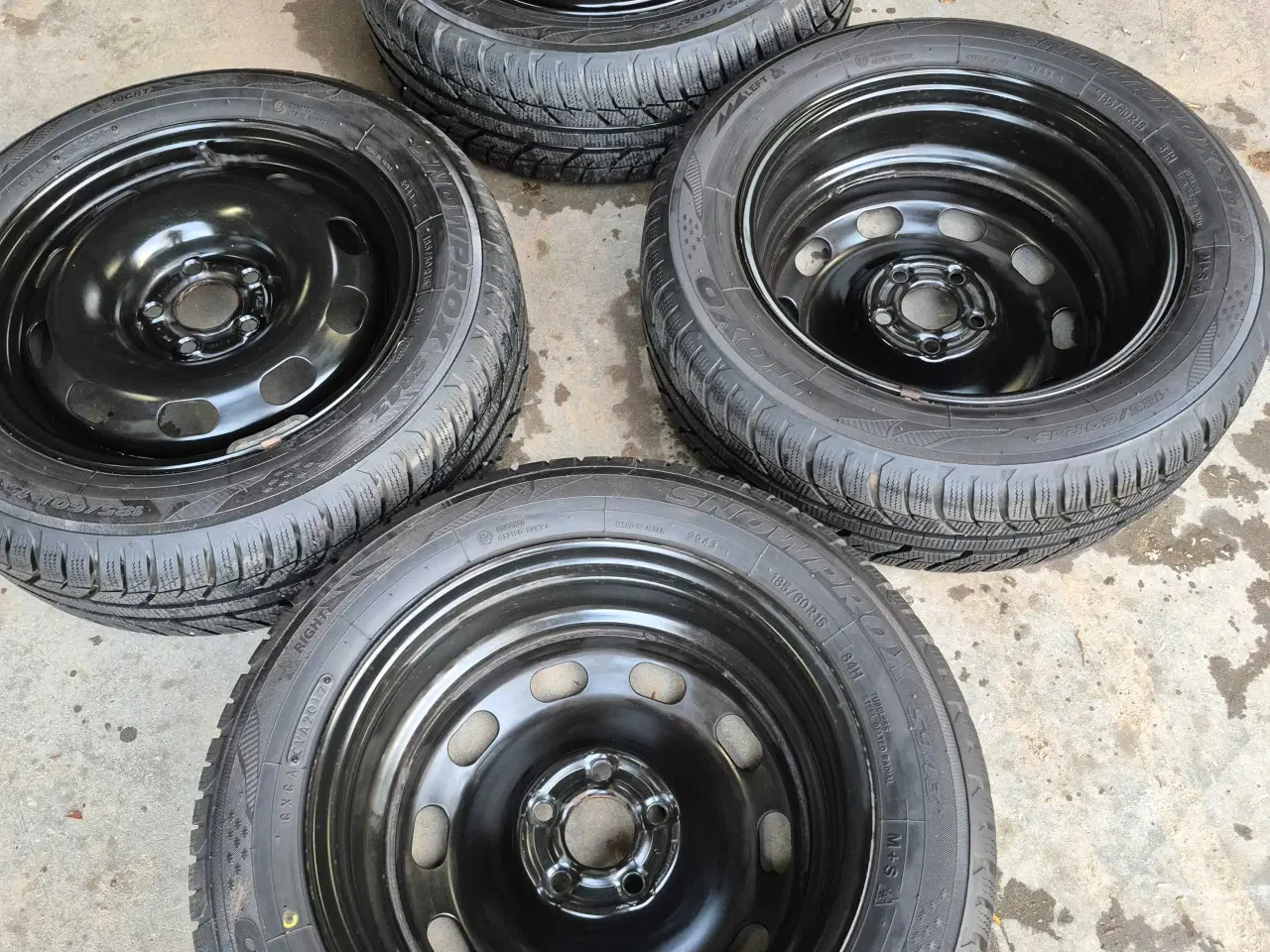 Billede 2 - Toyo vinterdæk 185/60R15