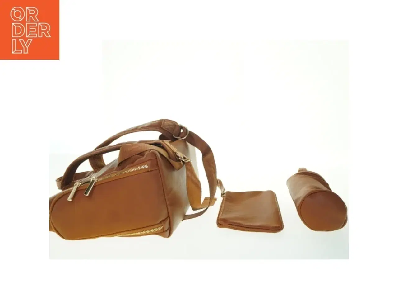 Billede 5 - Tan pusletaske rygsæk med ekstra tasker (str. 35x40 cm)