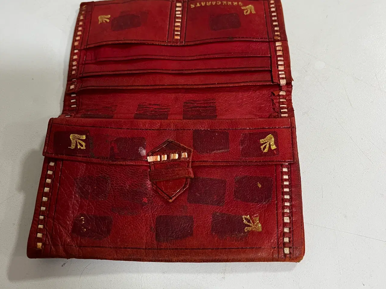 Billede 1 - Gammel pige pung mærkerne er fra klistermærker 