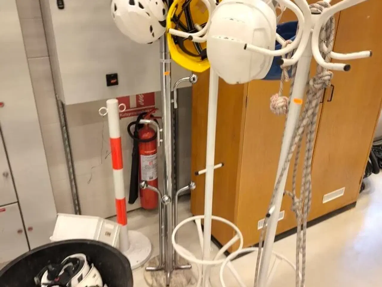 Billede 2 - Sikkerhedshjelme med stumtjener