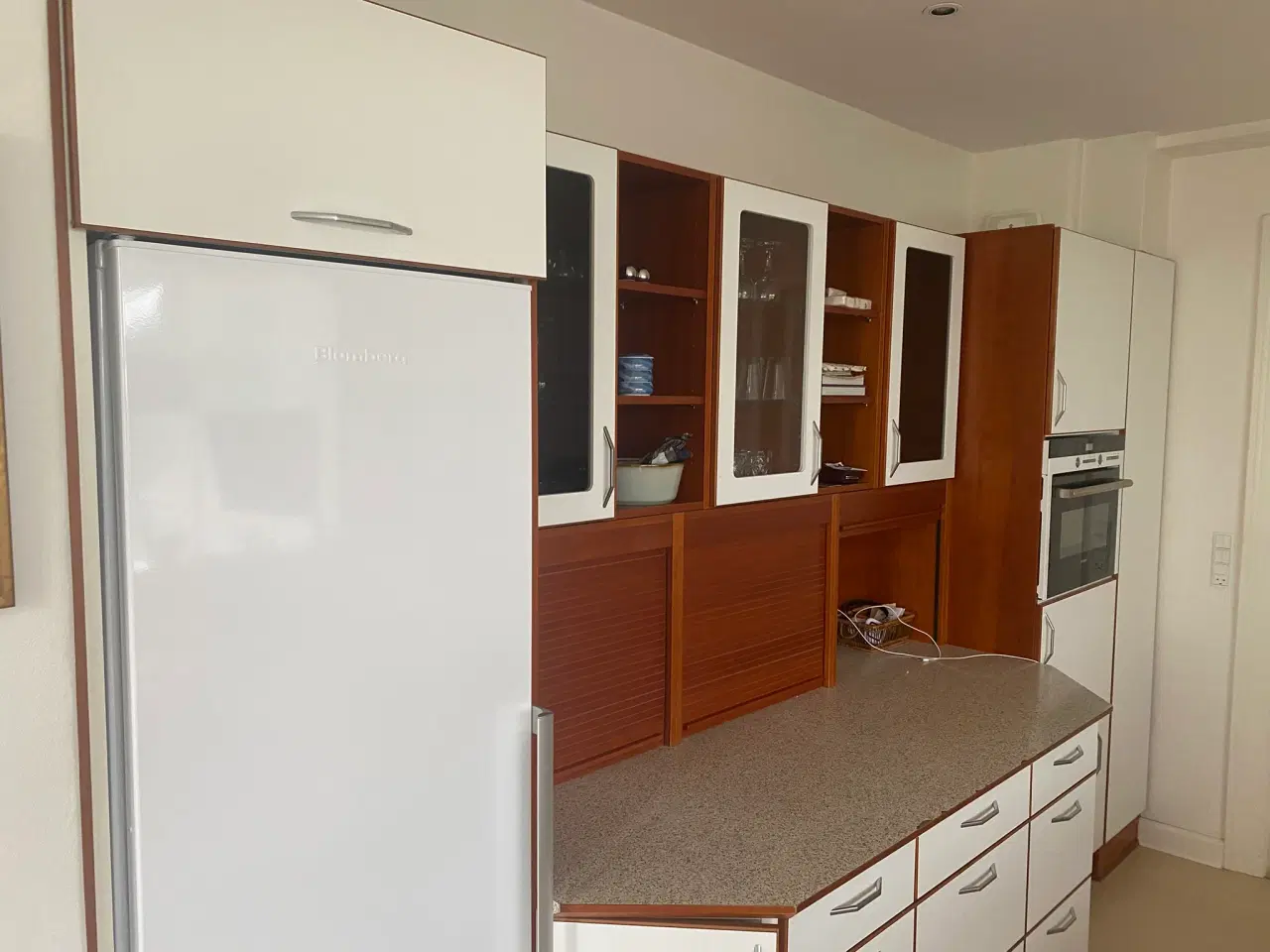 Billede 1 - Køkken Invita - brugt