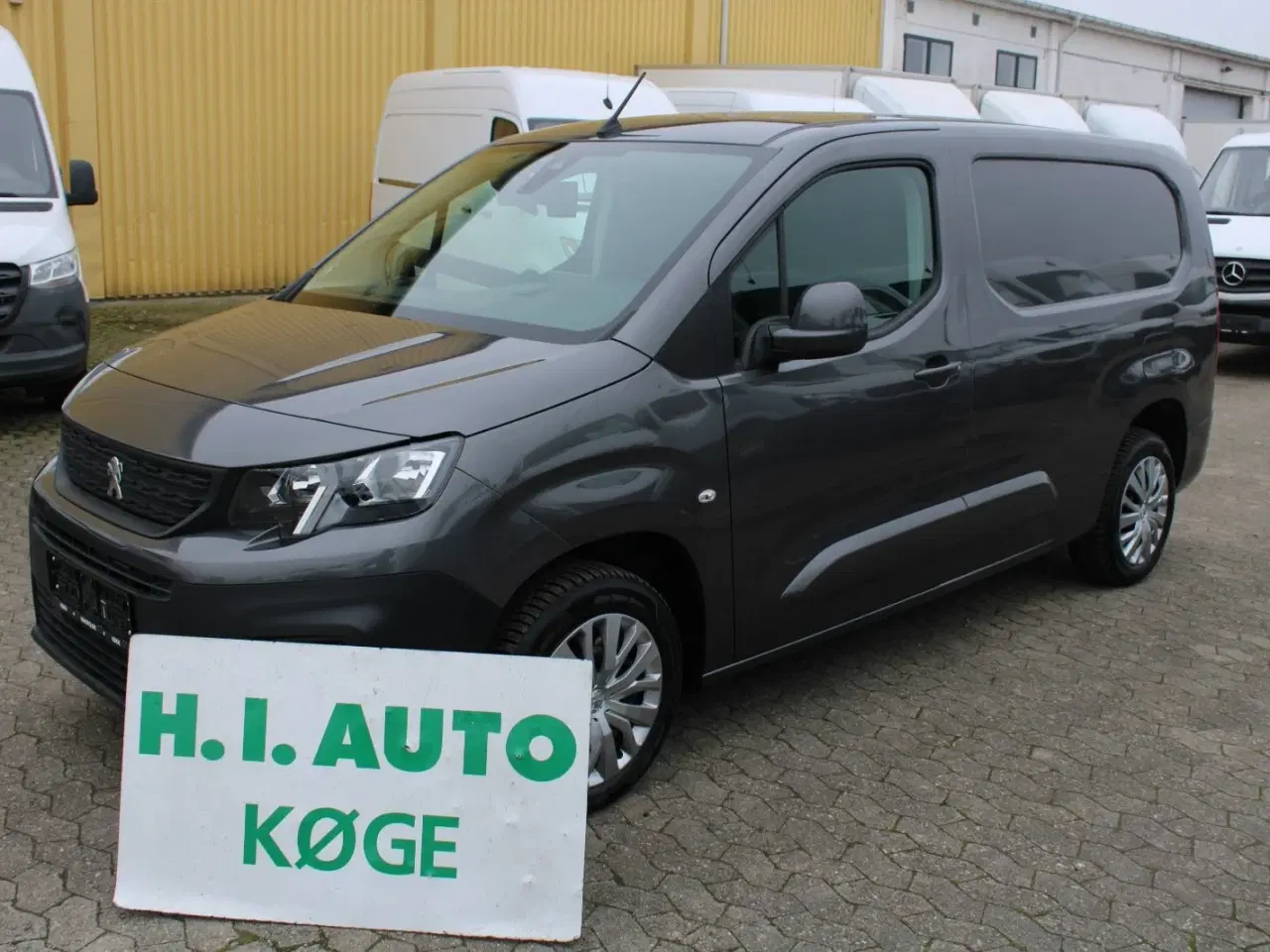 Billede 1 - Peugeot Partner 1,5 BlueHDi 130 L2V2 Ultimate EAT8 Van