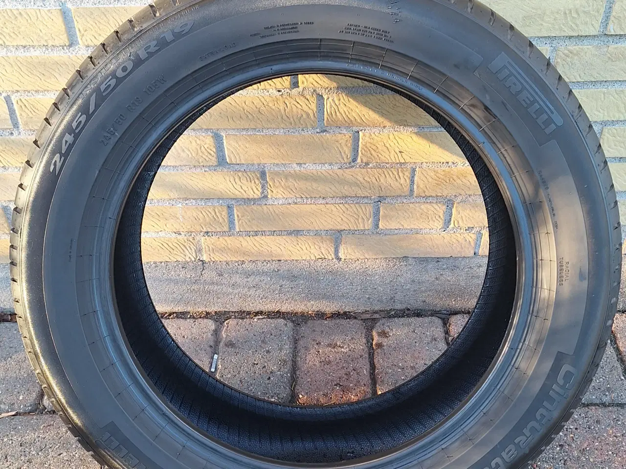 Billede 1 - 245/50 R19 PIRELLI CINTURATO P7 C2