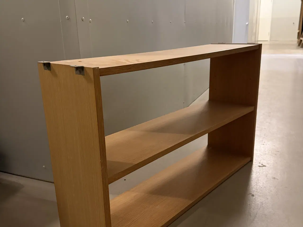 Billede 6 - Egetræs kommode med hylde