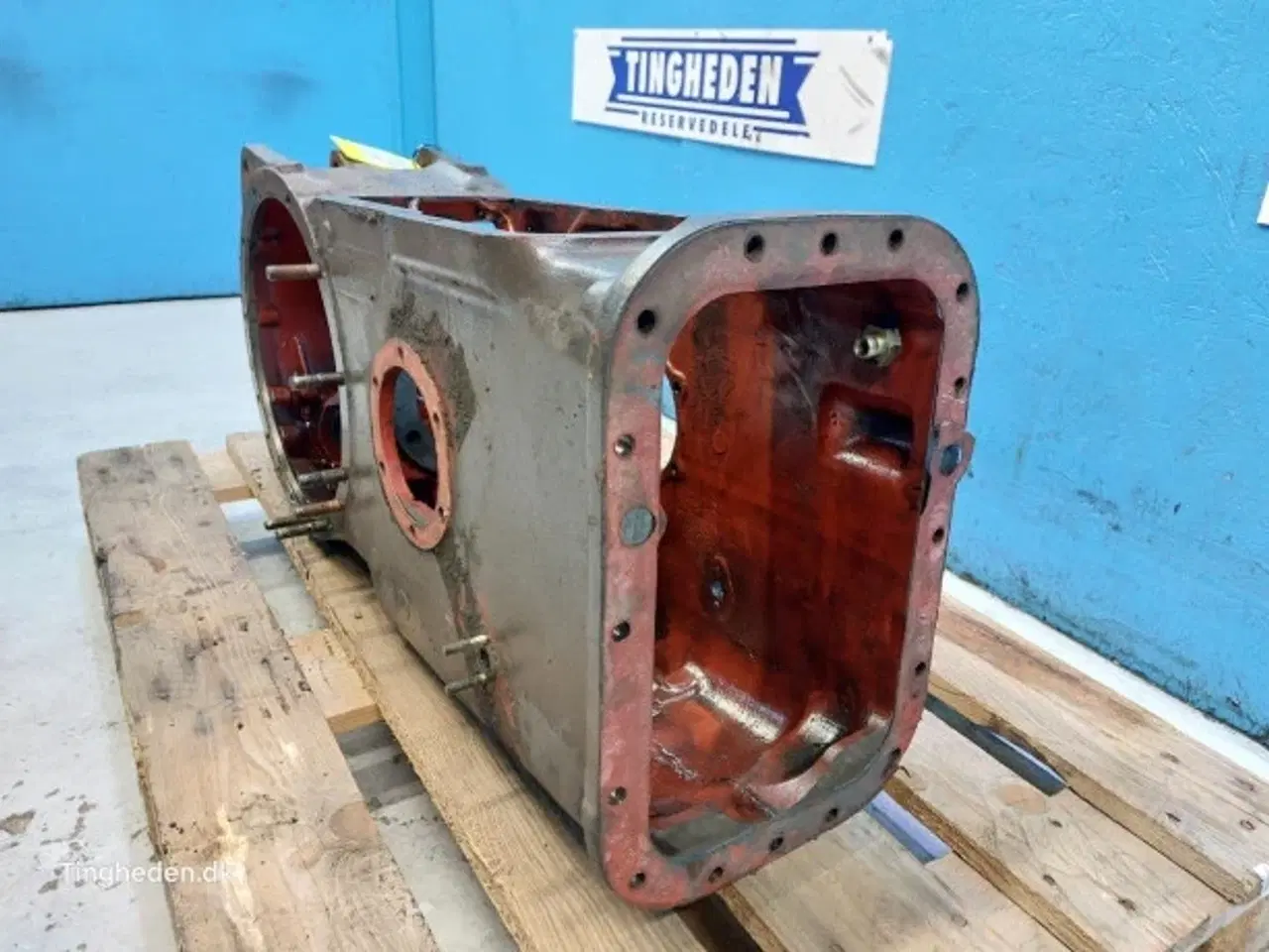 Billede 5 - Massey Ferguson 690 Differential Hus 1664513M2