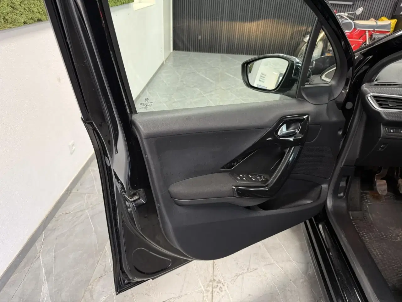 Billede 22 - Peugeot 208 1,6 BlueHDi Edition Plus 100HK 5d