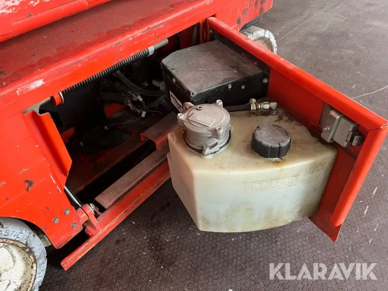 Billede 7 - Søjlelift Snorkel M1230E