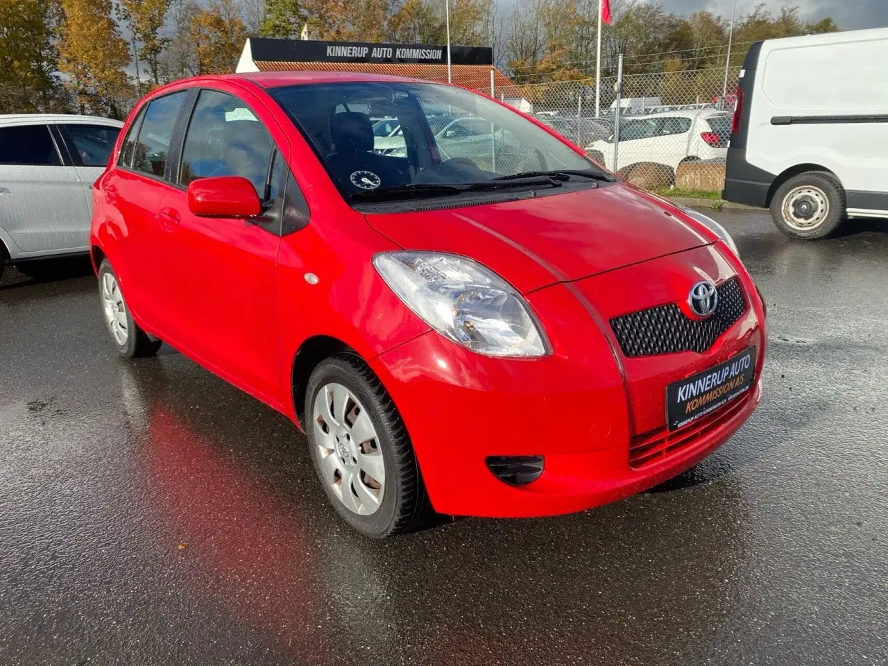 Billede 2 - Toyota Yaris - 87HK 5d