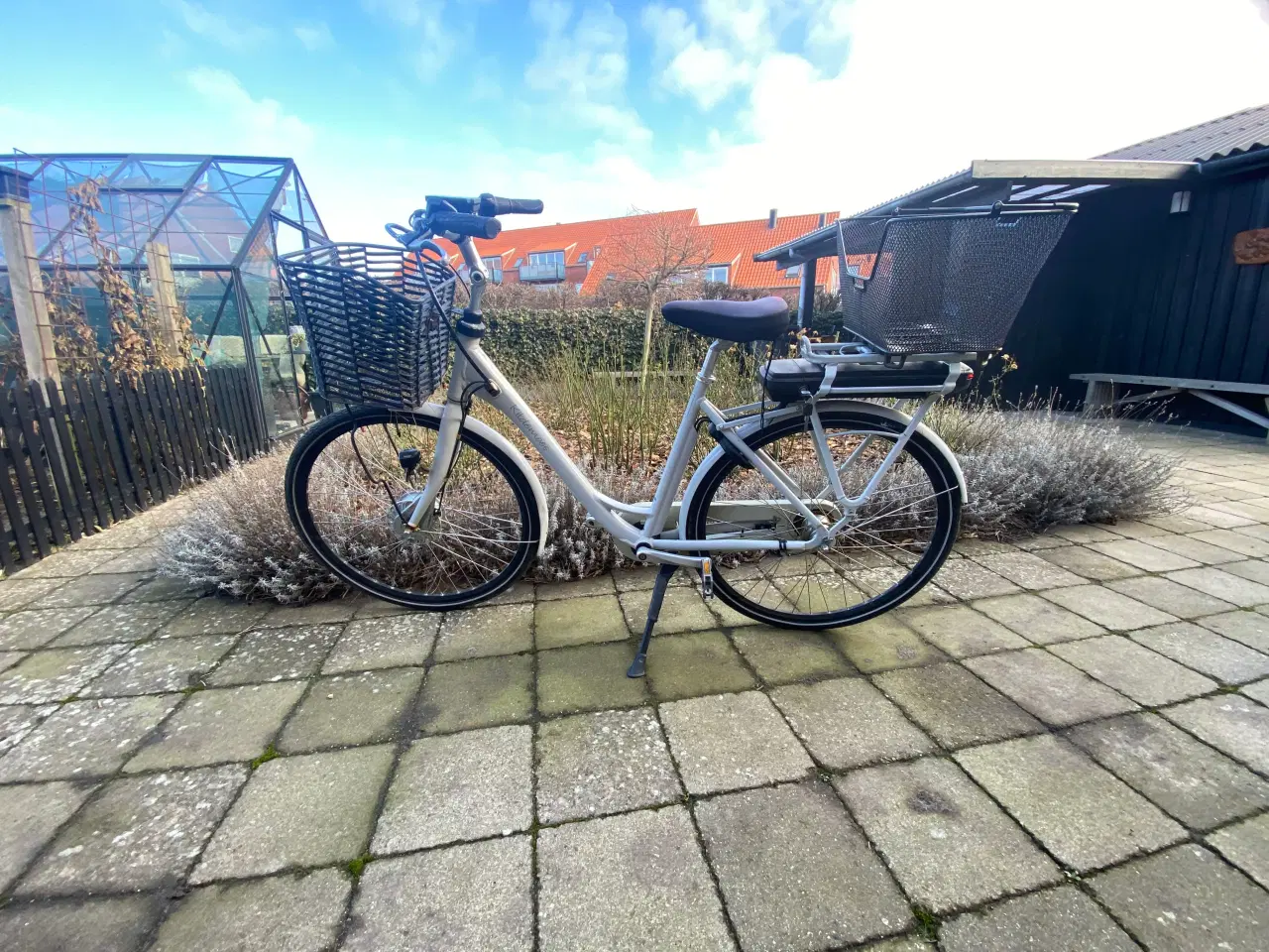 Billede 4 - Elcykel m/7gear,kurv for og bag