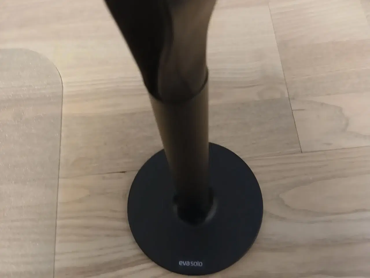 Billede 1 - EVA SOLE Køkkenrulle holder i læder