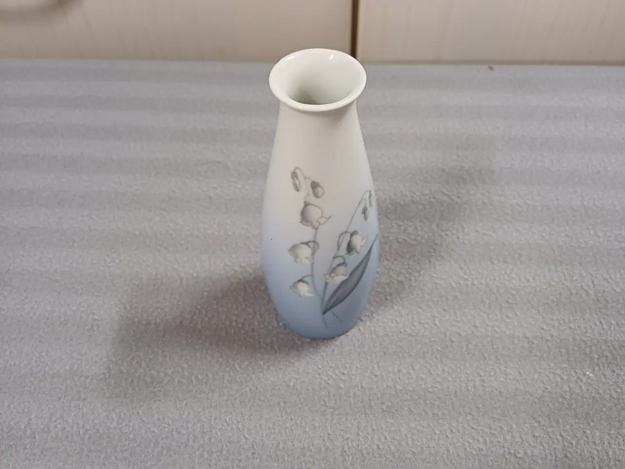 Billede 2 - Bing og grøndahl vase og lille fad 