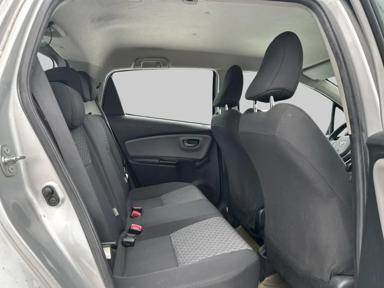 Billede 9 - Toyota Yaris 1,0 VVT-i T1