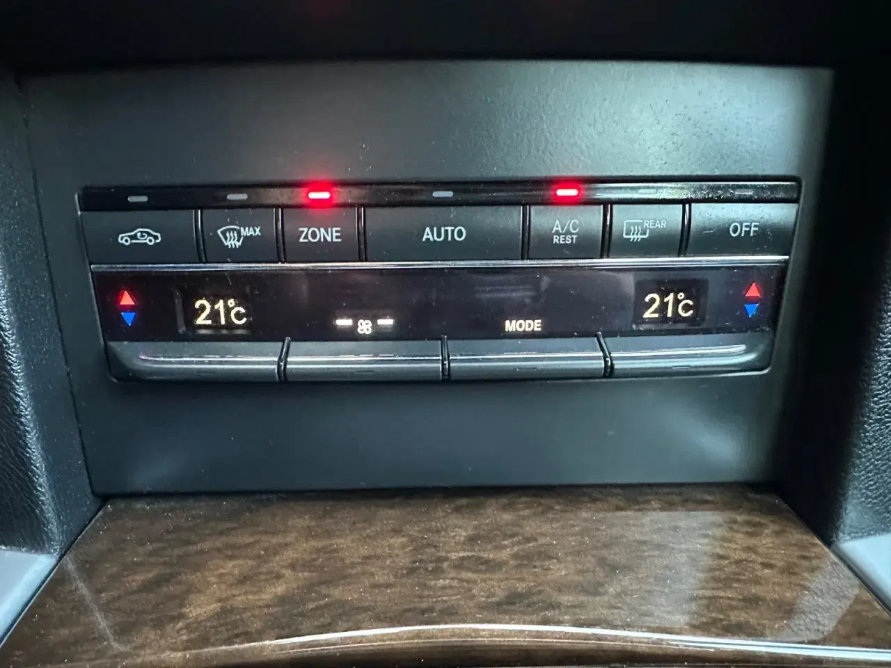 Billede 20 - Mercedes E200 2,2 CDi Elegance stc. aut. BE