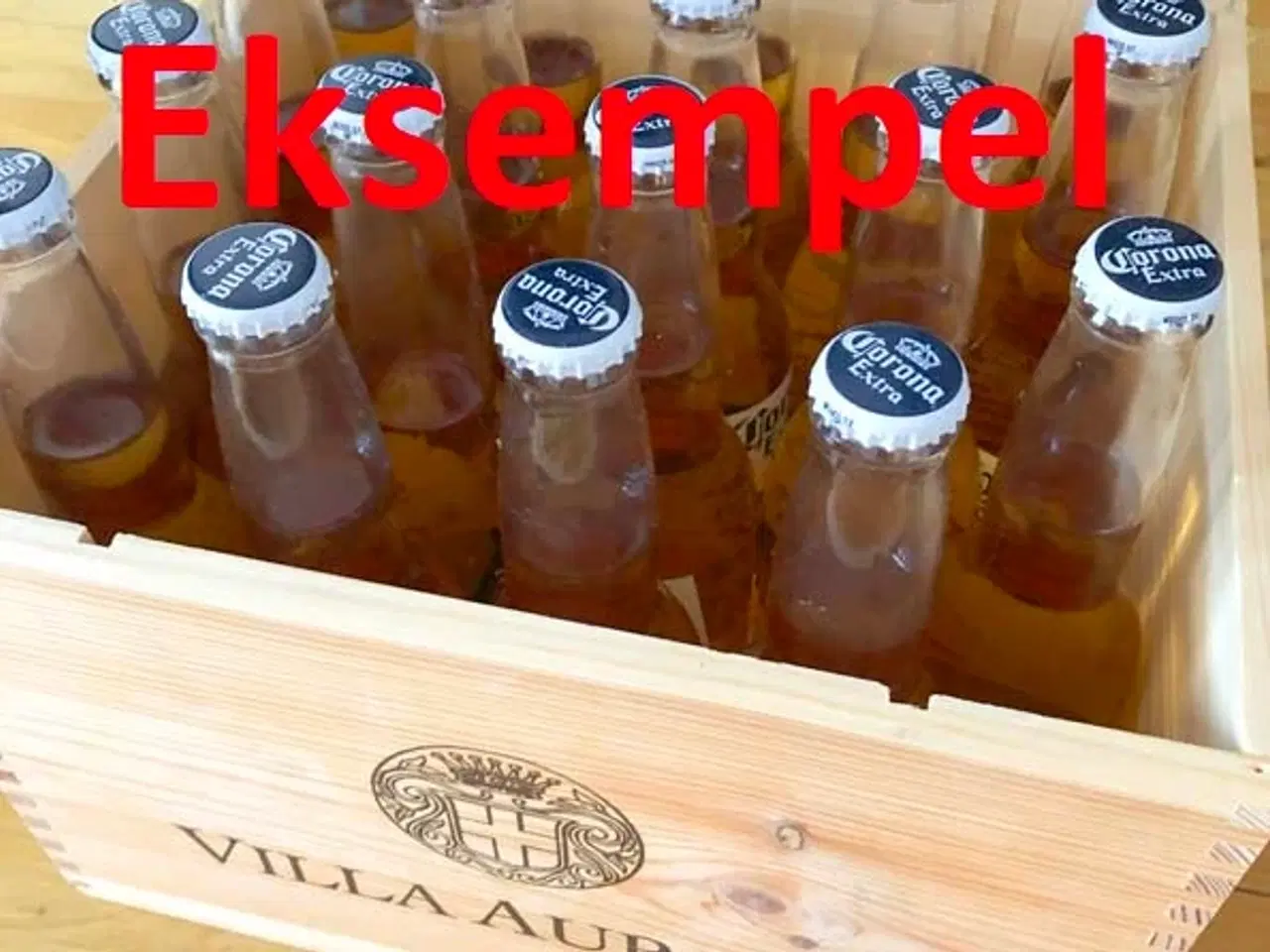 Billede 7 - Vinkasse i træ med låg. Størrelse til 6 flasker. 