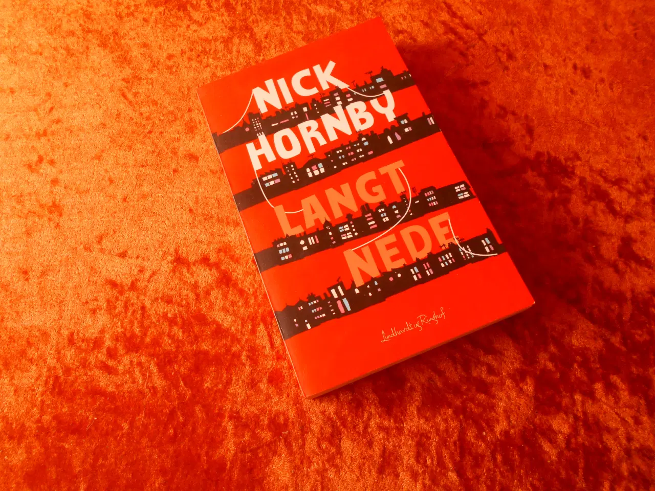 Billede 1 - Langt nede, Nick Hornby