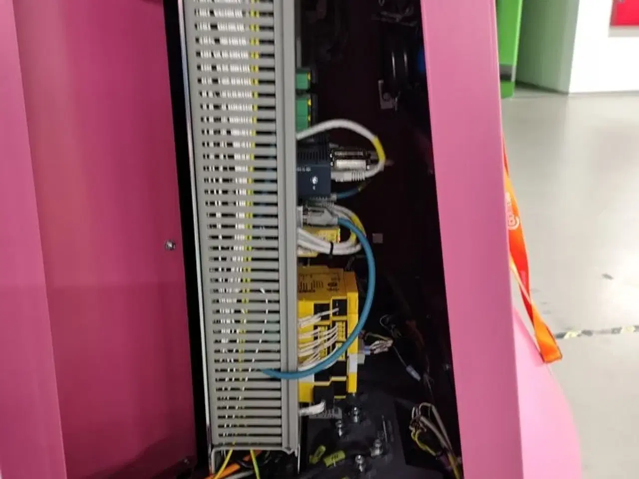 Billede 12 - Eleven Transport Robots and six chargers E&K AUTOMATION ECO L03