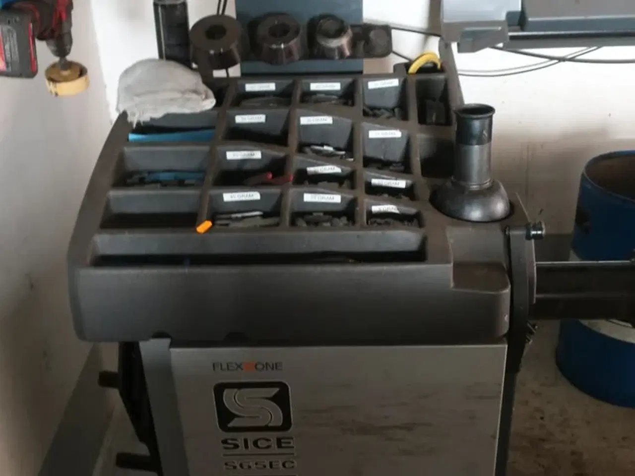 Billede 2 - Afbalanceringsmaskine NEXION S65E-C 200-230