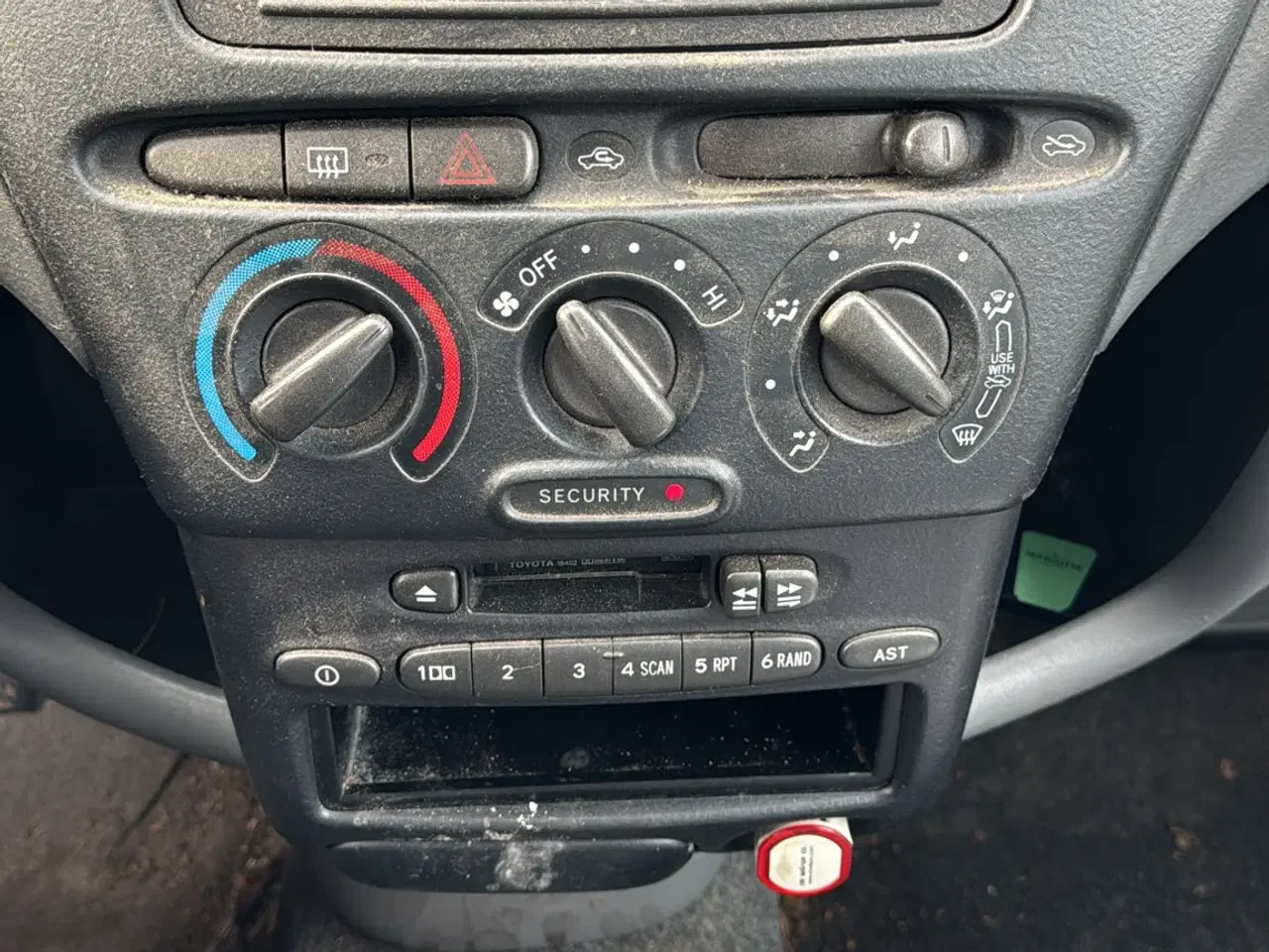 Billede 10 - Toyota Yaris Verso 1.3 Synet