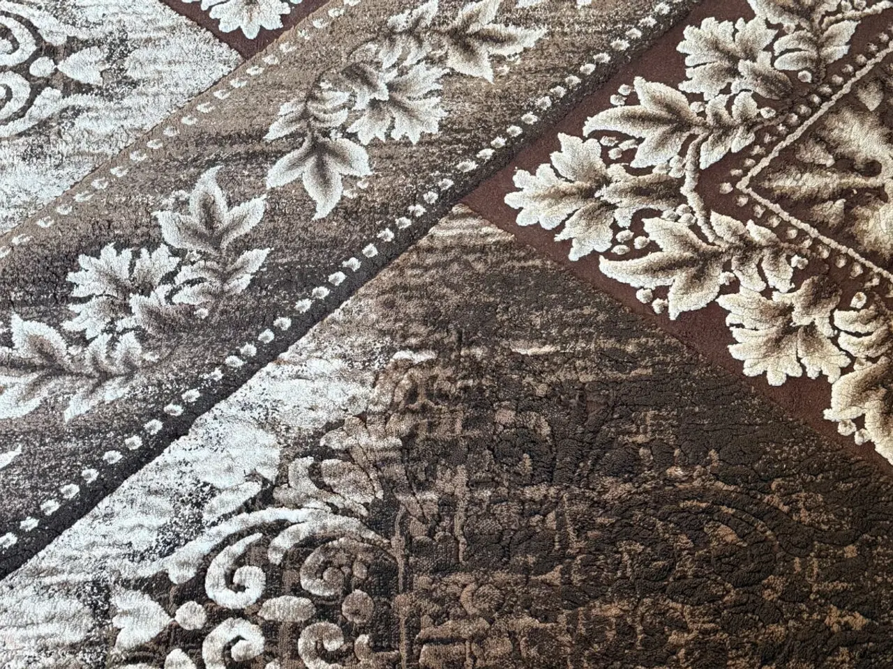 Billede 8 - 2 store bløde tæpper 200x290 cm /brun mønst