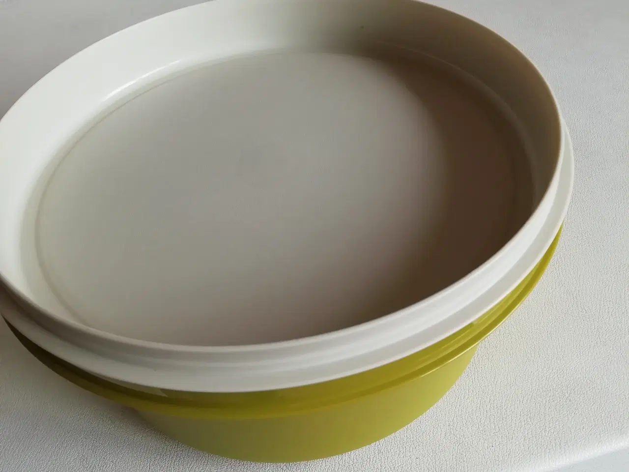 Billede 2 - skål og spiseskåle, Tupperware
