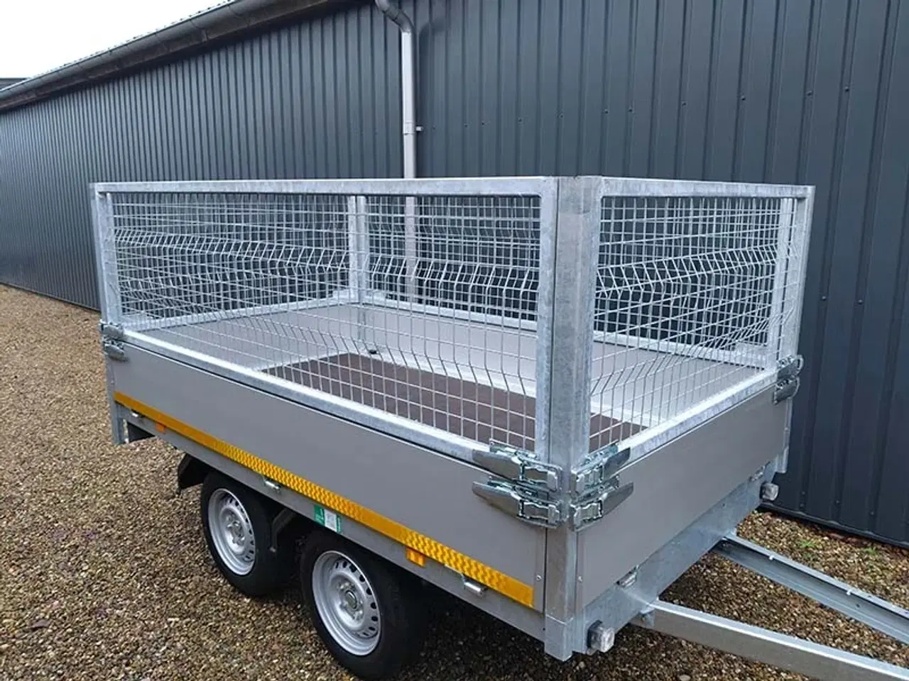 Billede 1 - Gittersider til Eduard trailer 3118