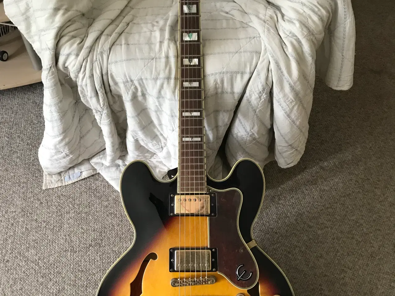 Billede 1 - Epiphone SHERATON II PRO VS HOLLOW BODDY spar 500 