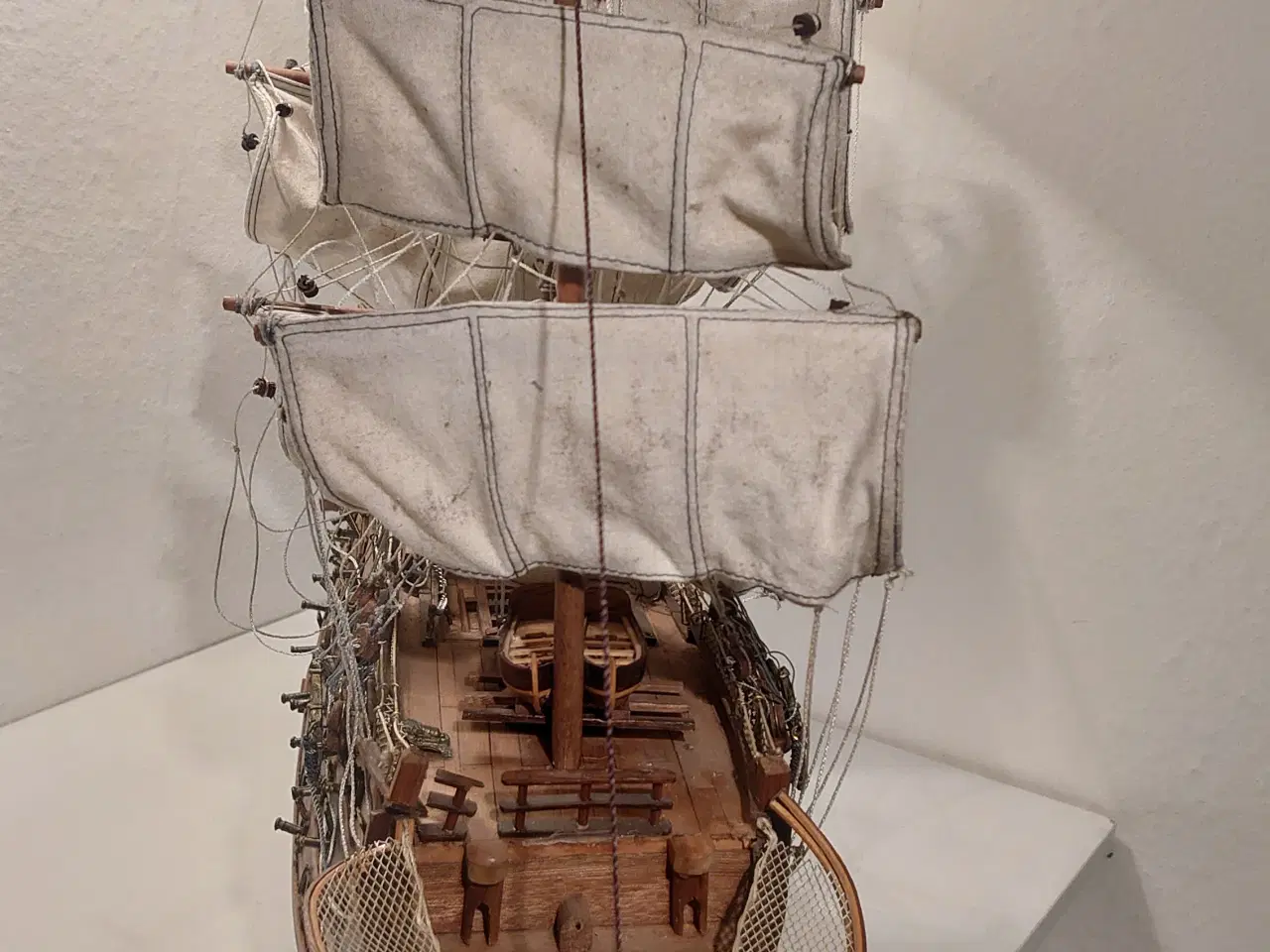 Billede 5 - Stort modelskib "Victory år 1805" L70cm, H65cm.