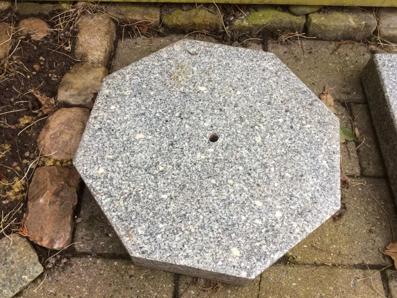 Billede 1 - parasol fod granit
