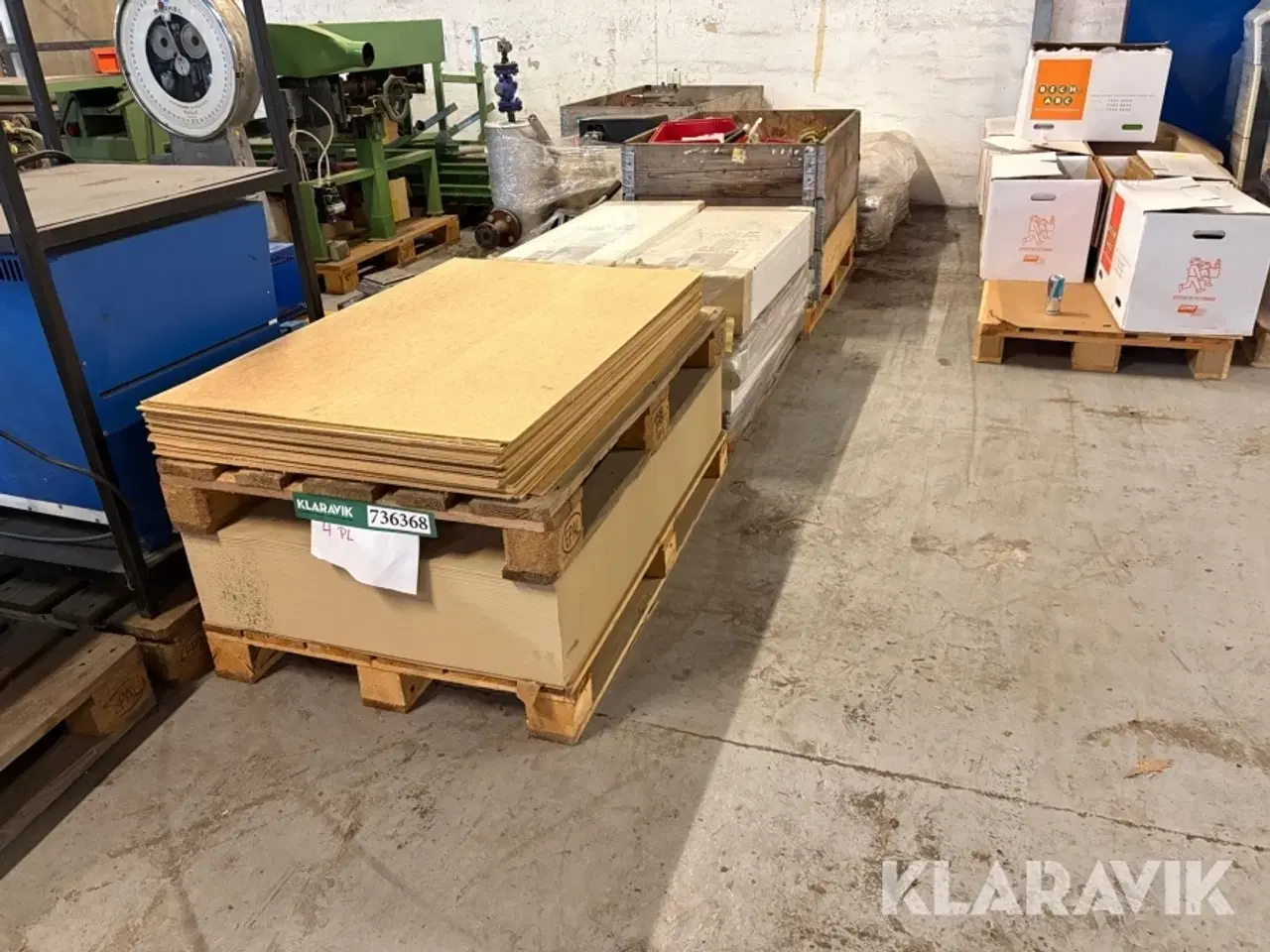 Billede 1 - Samlet lot - Rotan pumper, reol og afdækning