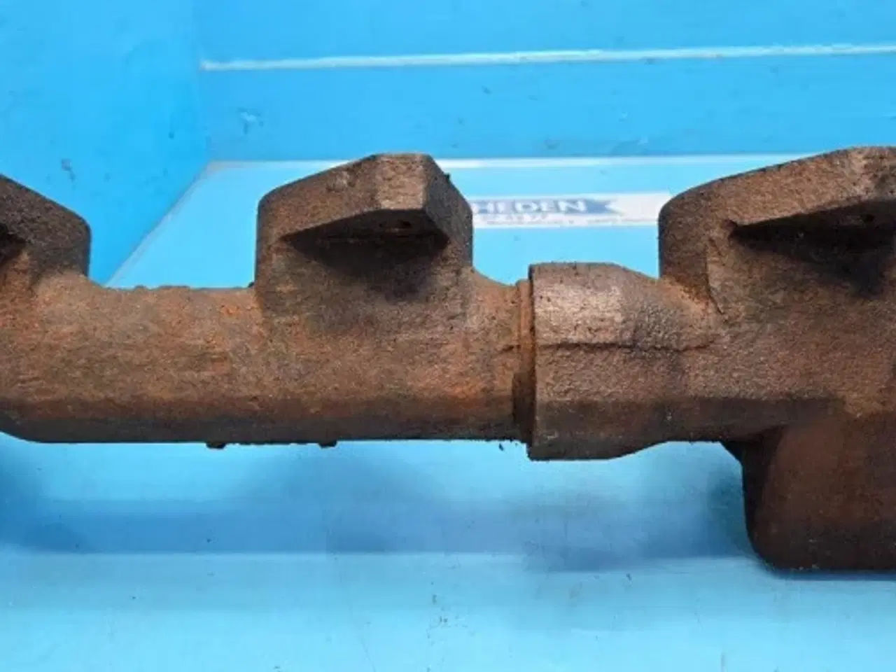 Billede 15 - John Deere 6125HZ001 Udstødningsmanifold R116838