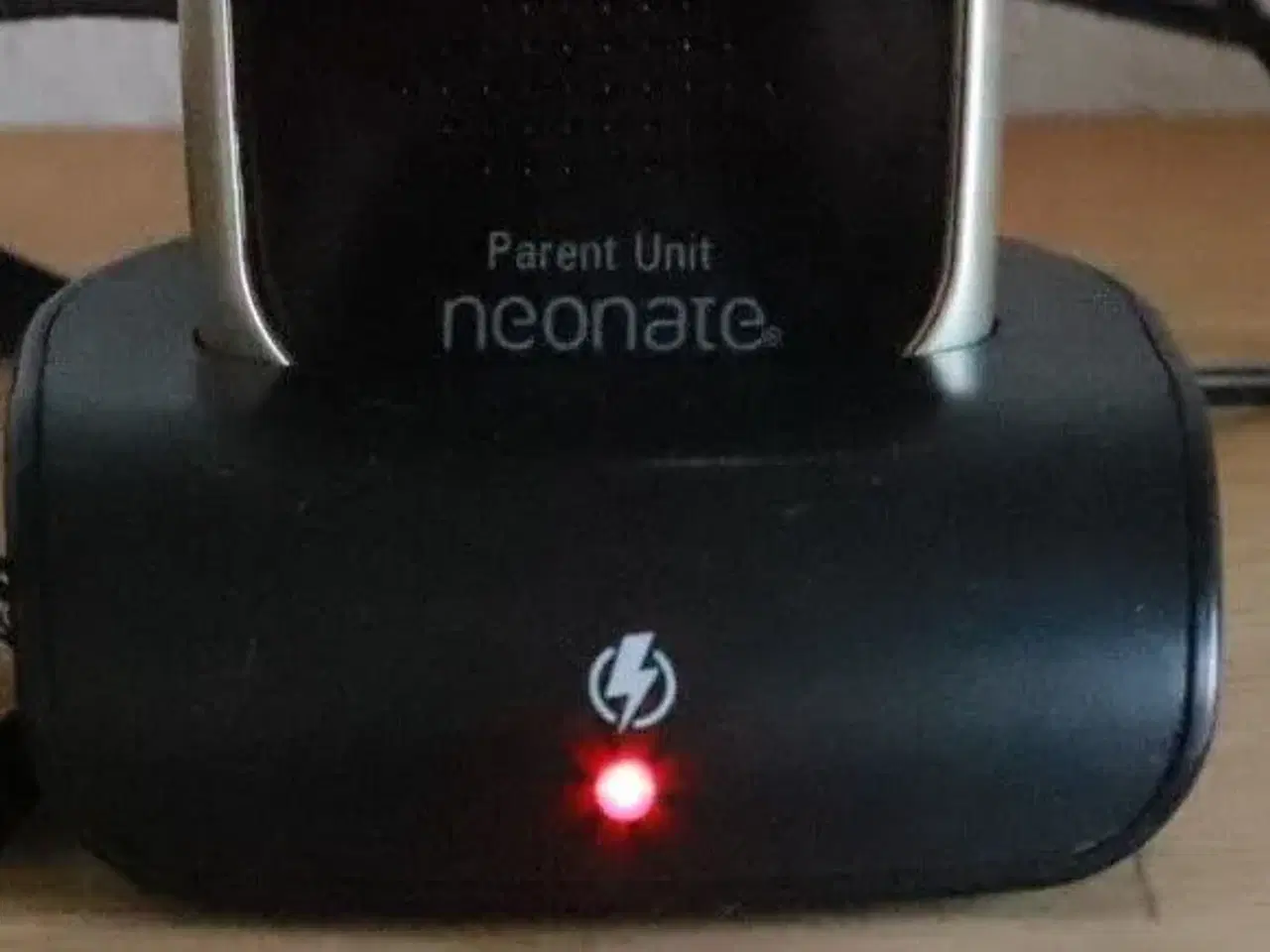 Billede 1 - Neonate BC-5800D bordlader med 5V 1A USB-lader