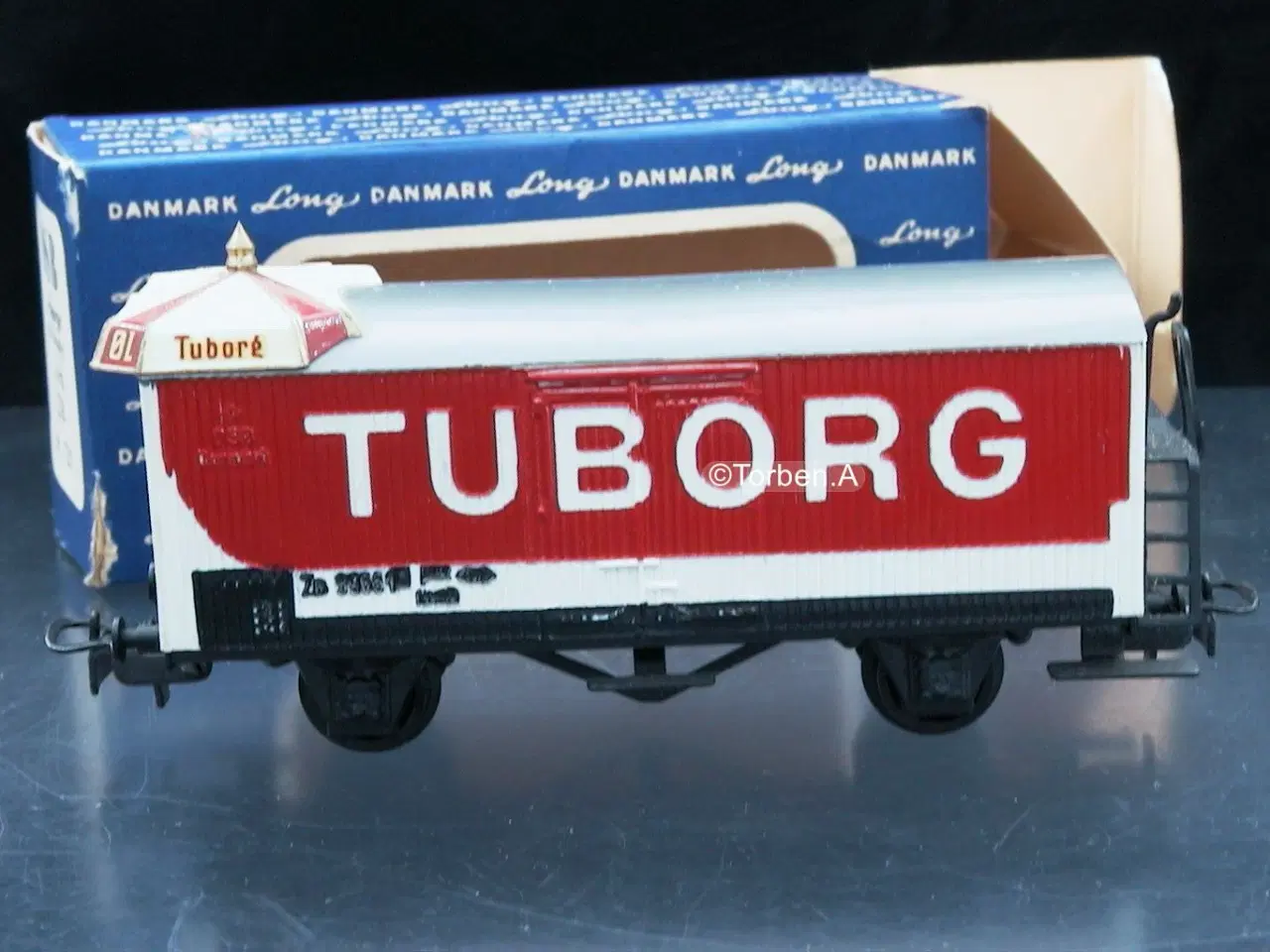 Billede 2 - Long: Tuborg ølvogn m/paraply OV