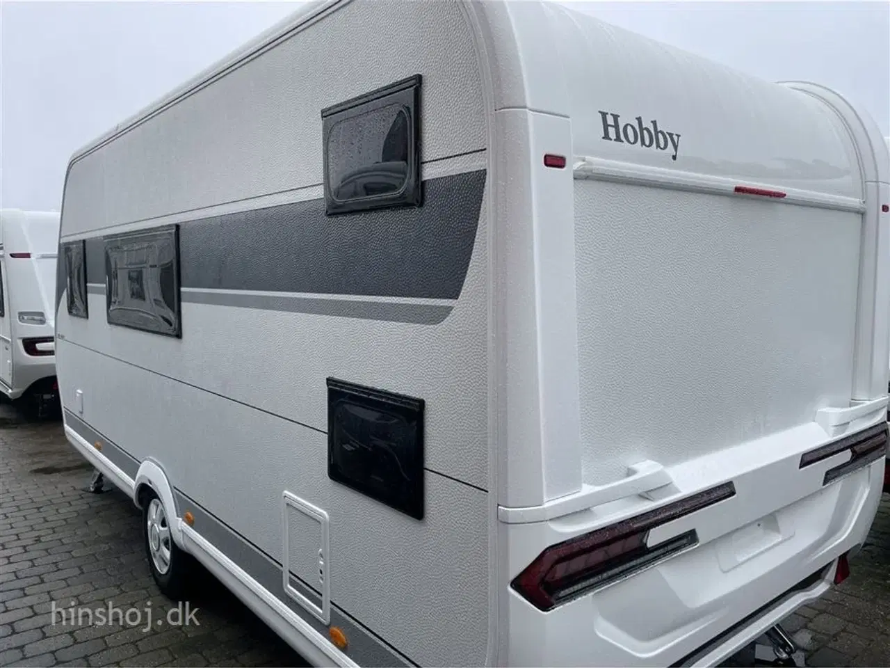 Billede 16 - 2024 - Hobby De Luxe 490 KMF   Med dobbeltseng og køjer fra Hinshøj Caravan A/S