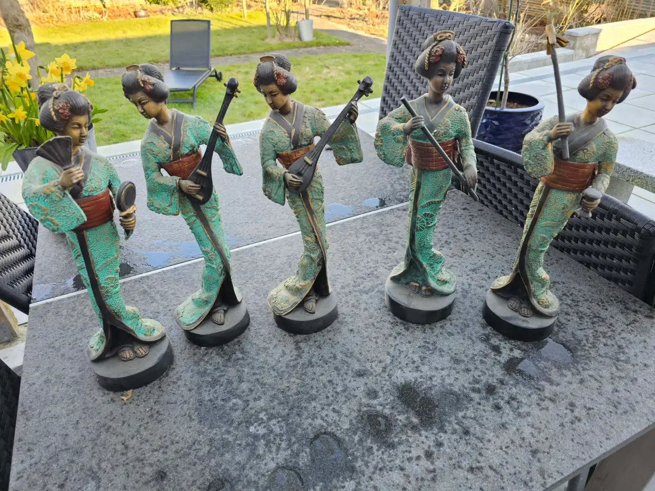 Billede 3 - 5 figurer 2 er ens