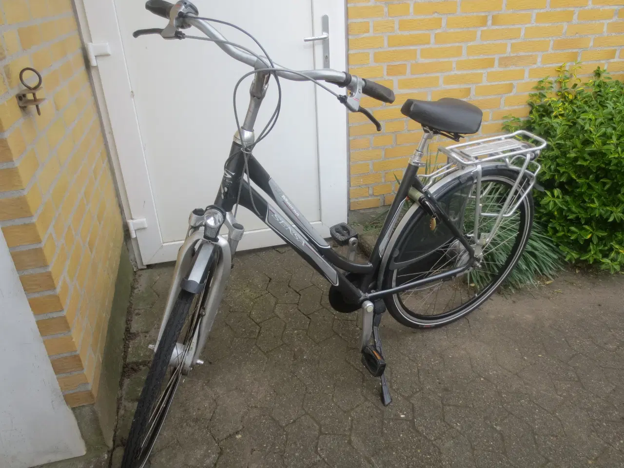 Billede 1 - 1  stkSensa model Modeut 28 tommer hjul 
