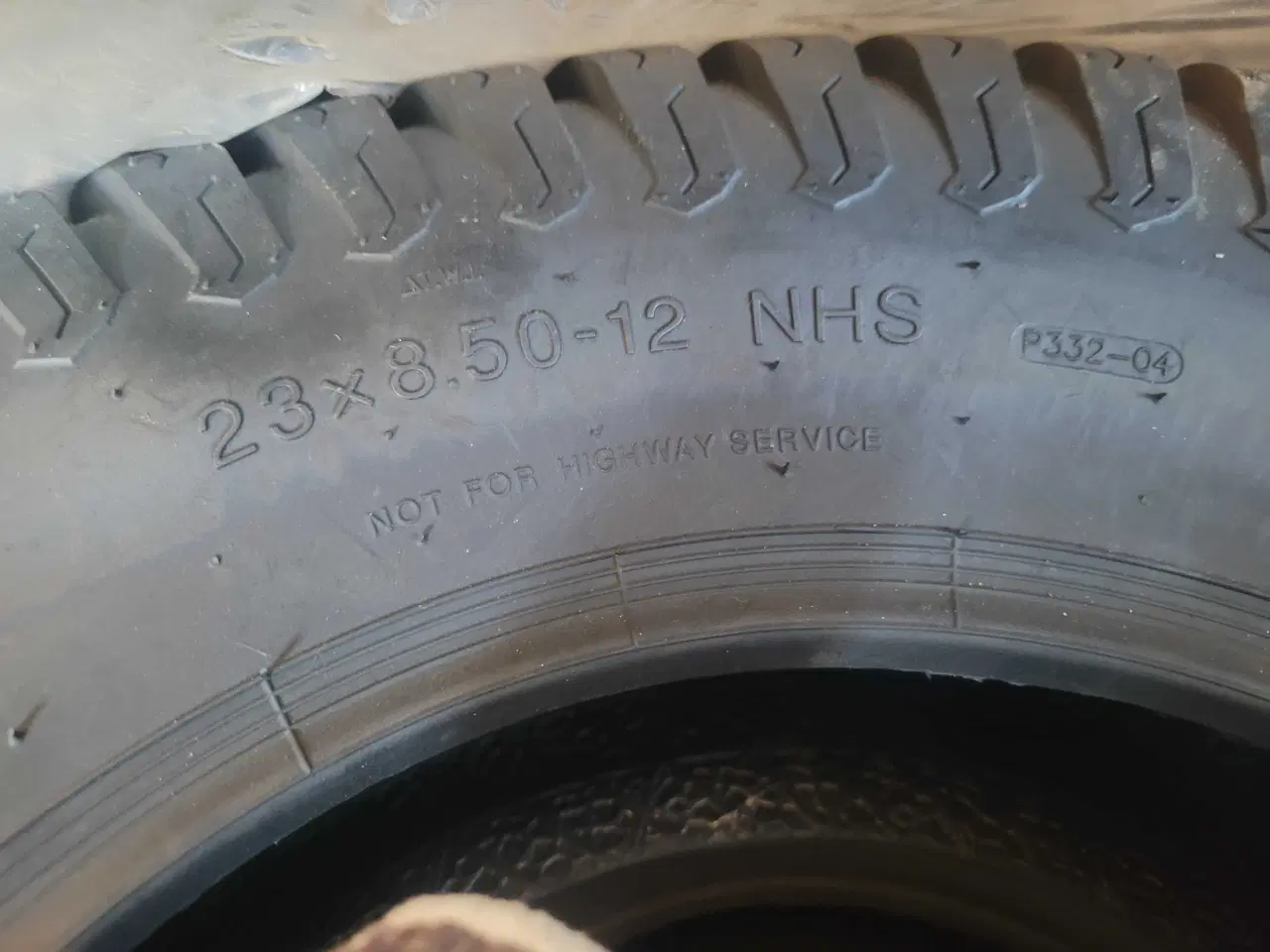 Billede 3 - 23 x 8.50 - 12 dæk