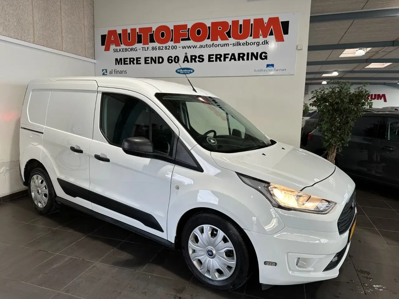 Billede 1 - Ford Transit Connect 1,5 TDCi 100 Trend kort