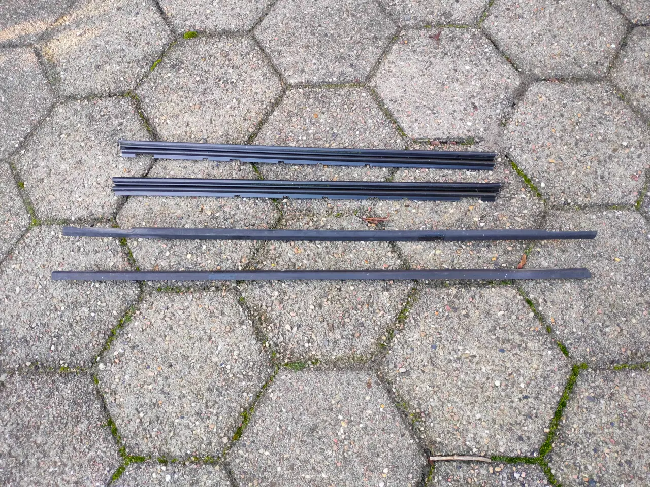 Billede 2 - VW Touran 1T/1T2 sæt vindues liste fordøre