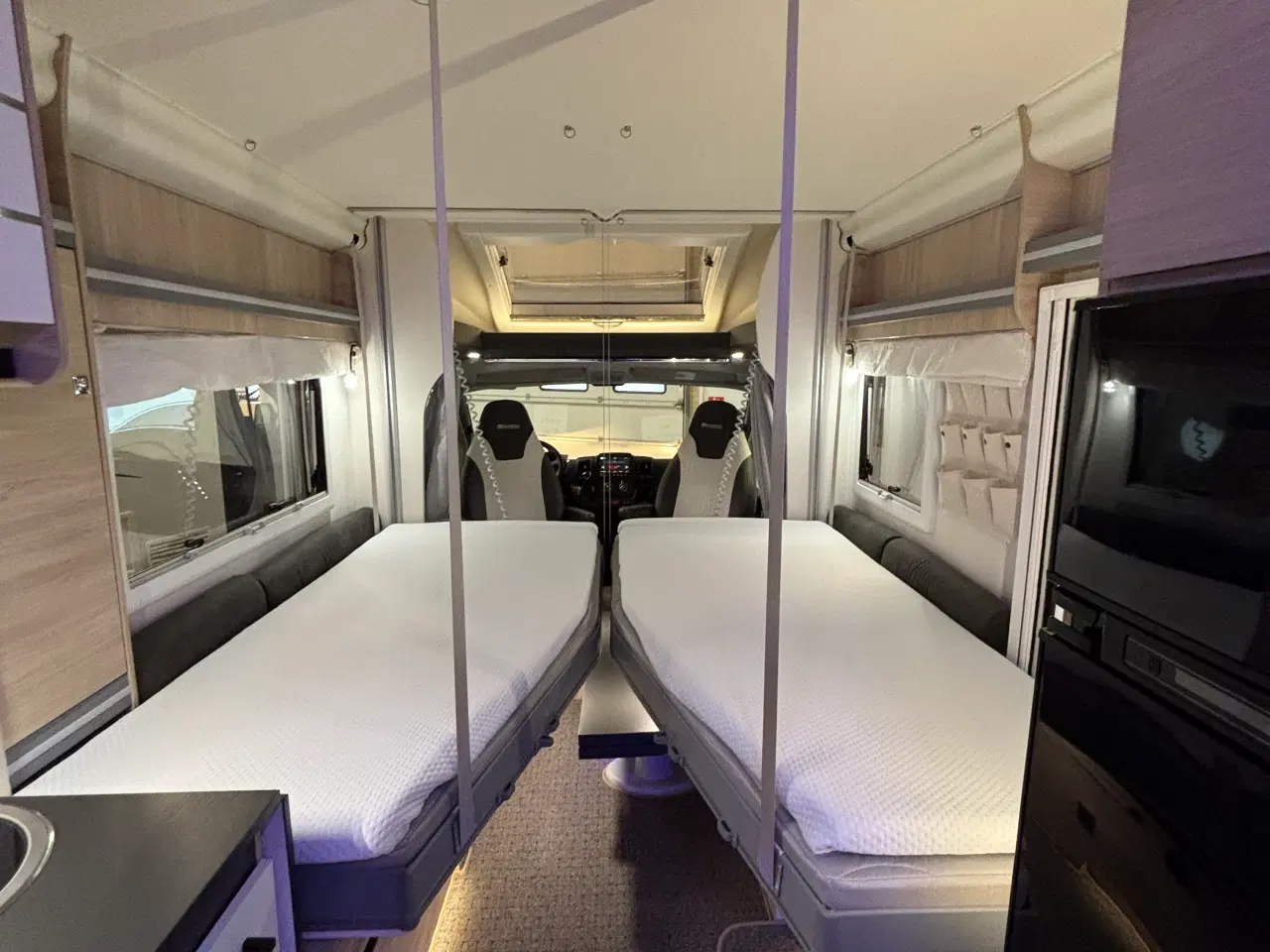 Billede 17 - Autocamper til salg - Chausson 630 Titanium VIP